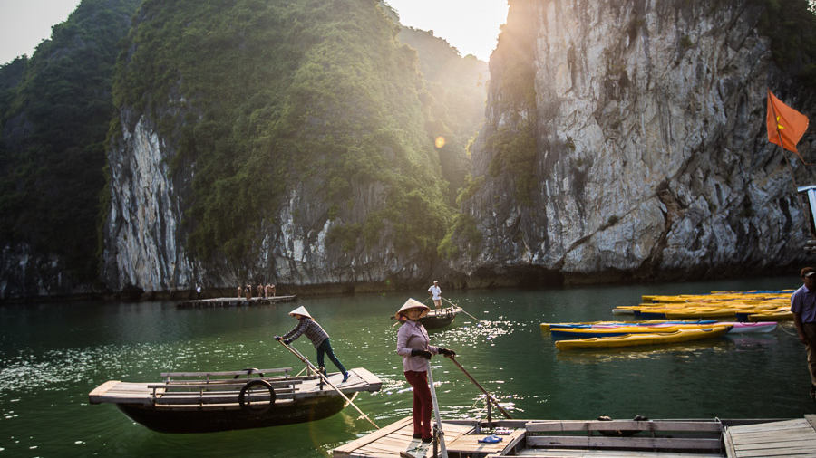 tour-listing-details-slide