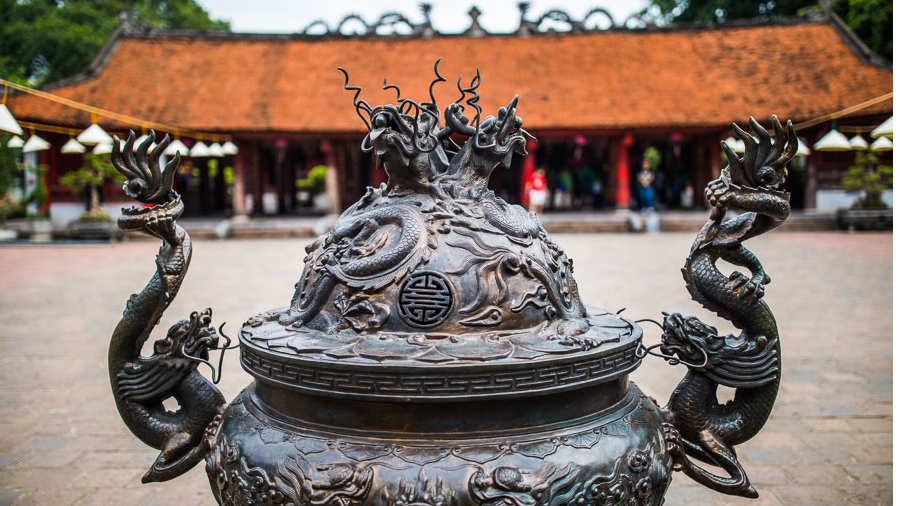 tour-listing-details-slide